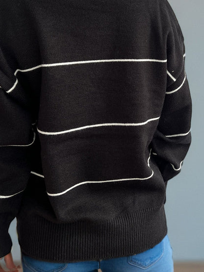 Effortlessly Elegant Cardigan with a Timeless Design