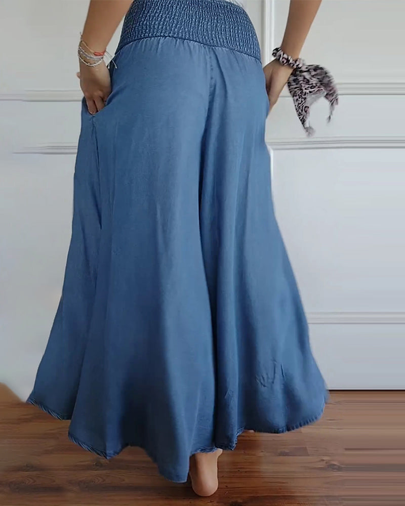 Effortlessly Elegant Pants with a Timeless Design