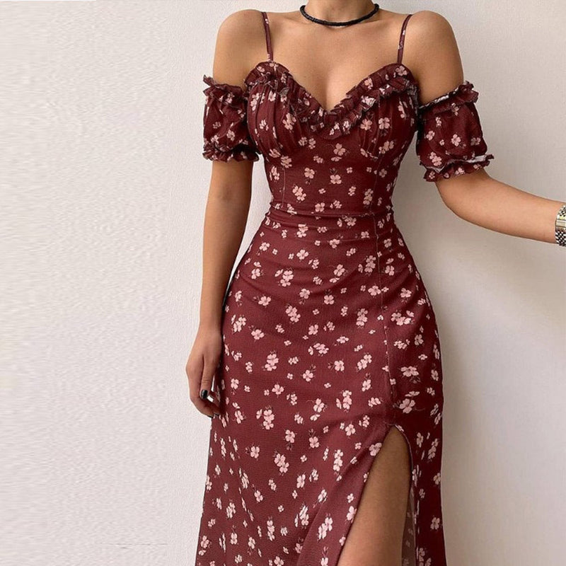 Classic Vintage Dress with a Flattering Fit