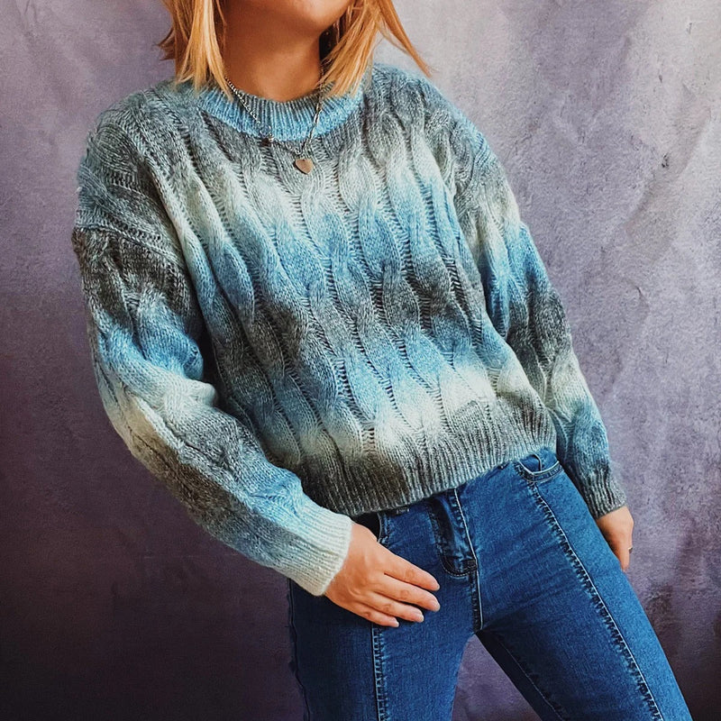 Sulokkaasti suunniteltu Villapaita