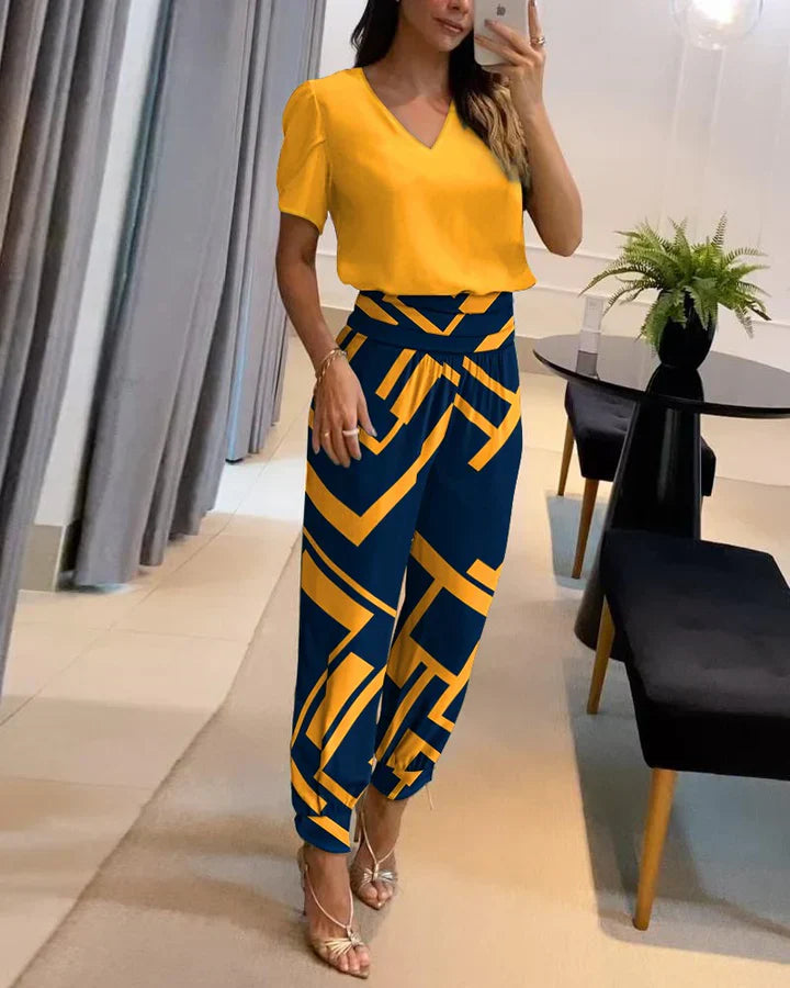 Sophisticated Trousers with a Clean Classic Look
