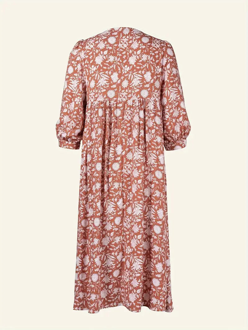 Well Tailored Dress with a Graceful Silhouette