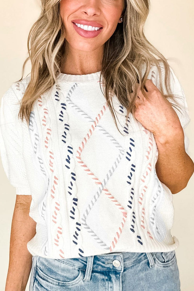 Effortlessly Elegant Sweater with a Timeless Design