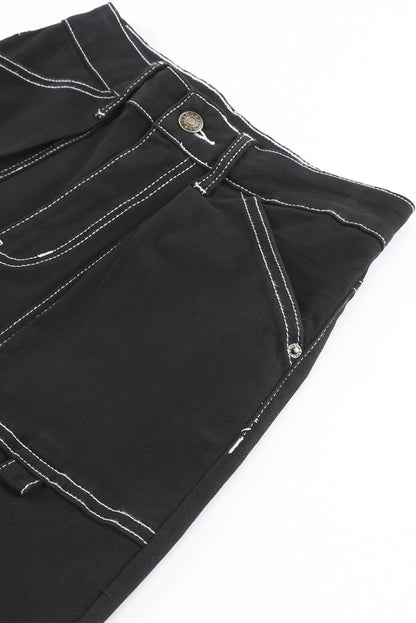 Effortlessly Elegant Pants with a Timeless Design