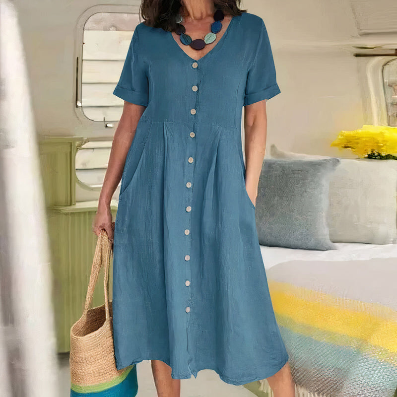 Well Tailored Dress with a Graceful Silhouette