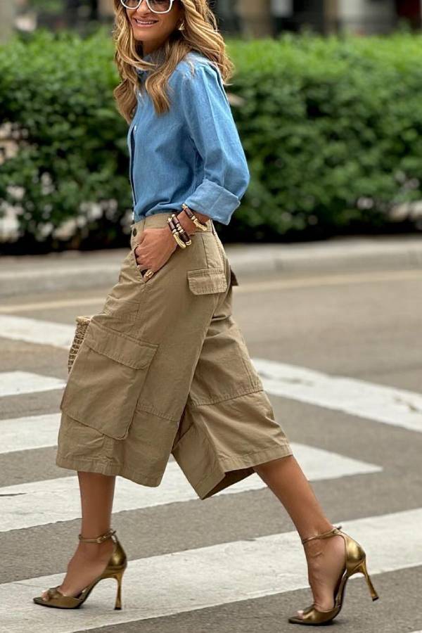Sophisticated Trousers with a Clean Classic Look