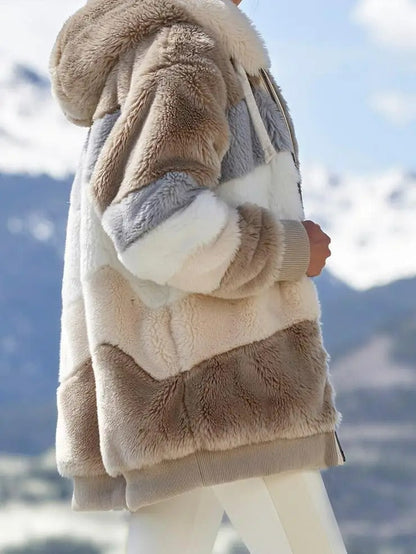 Well Tailored Jacket with a Graceful Silhouette
