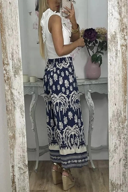Elegantly Styled Pants for Everyday Wear