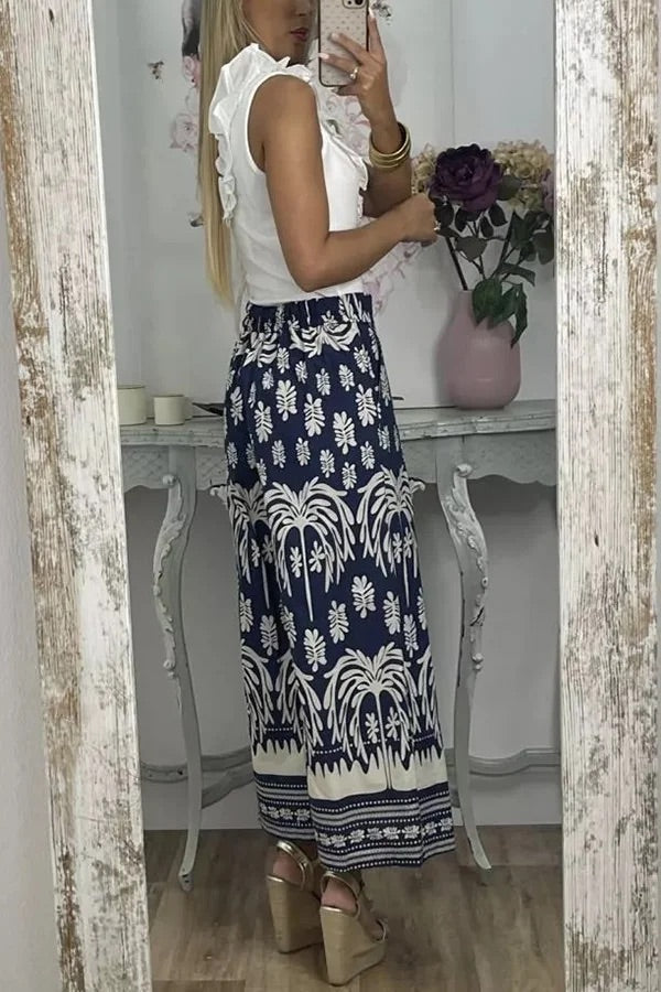 Elegantly Styled Pants for Everyday Wear