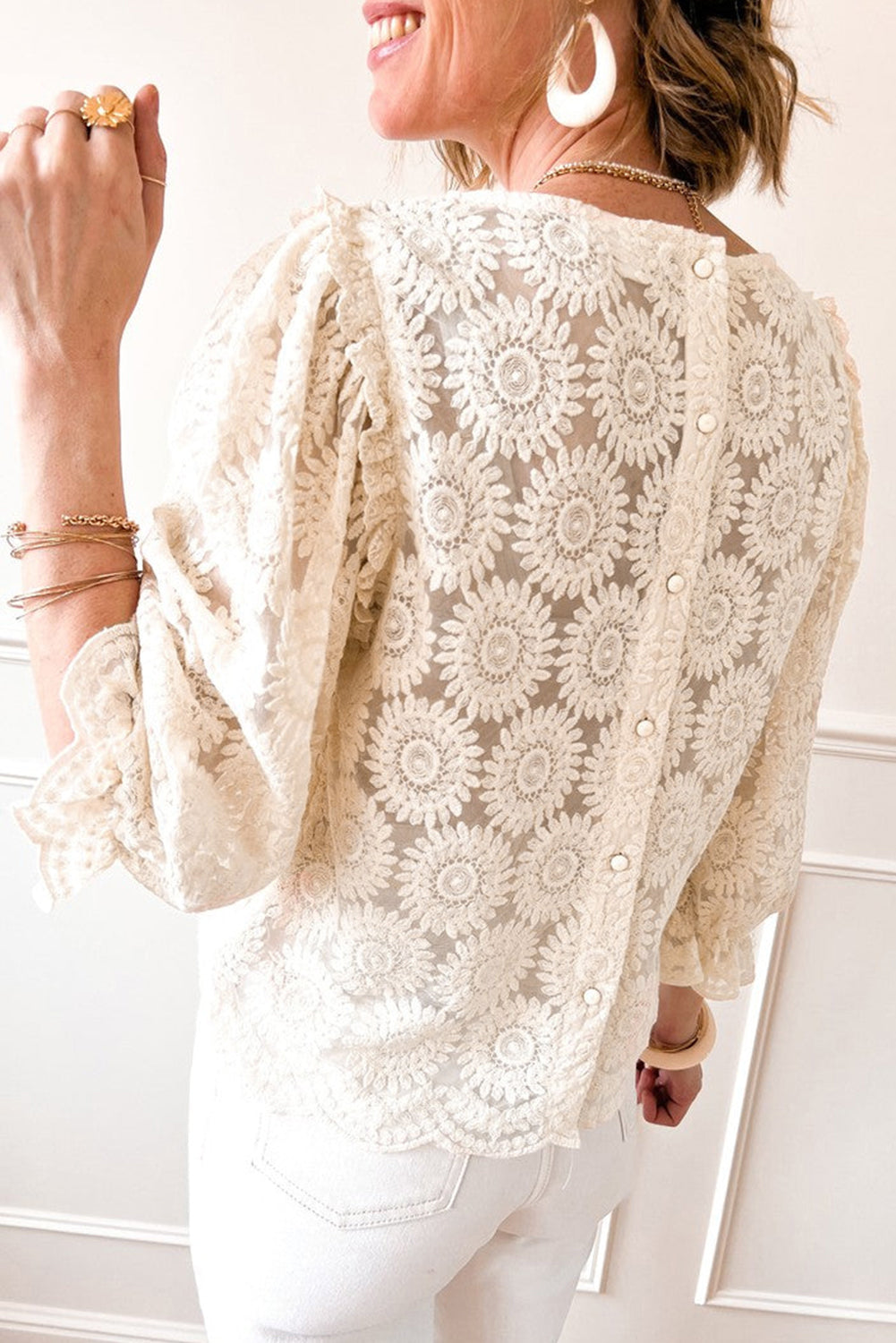 Classic Vintage Blouse with a Flattering Fit