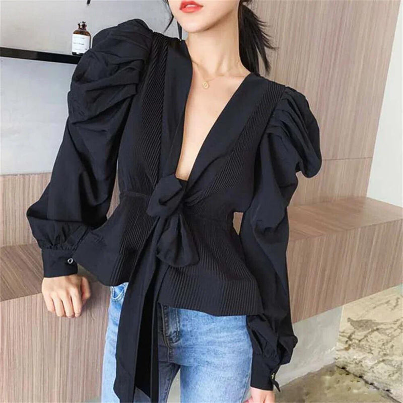 Sophisticated Blouse with a Clean Classic Look