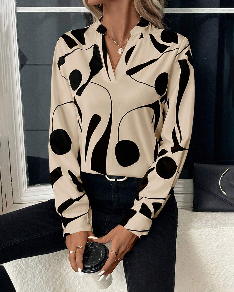 Classic Vintage Blouse with a Flattering Fit