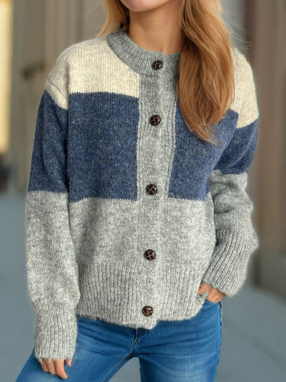 Beautifully Finished Cardigan in a Timeless Design