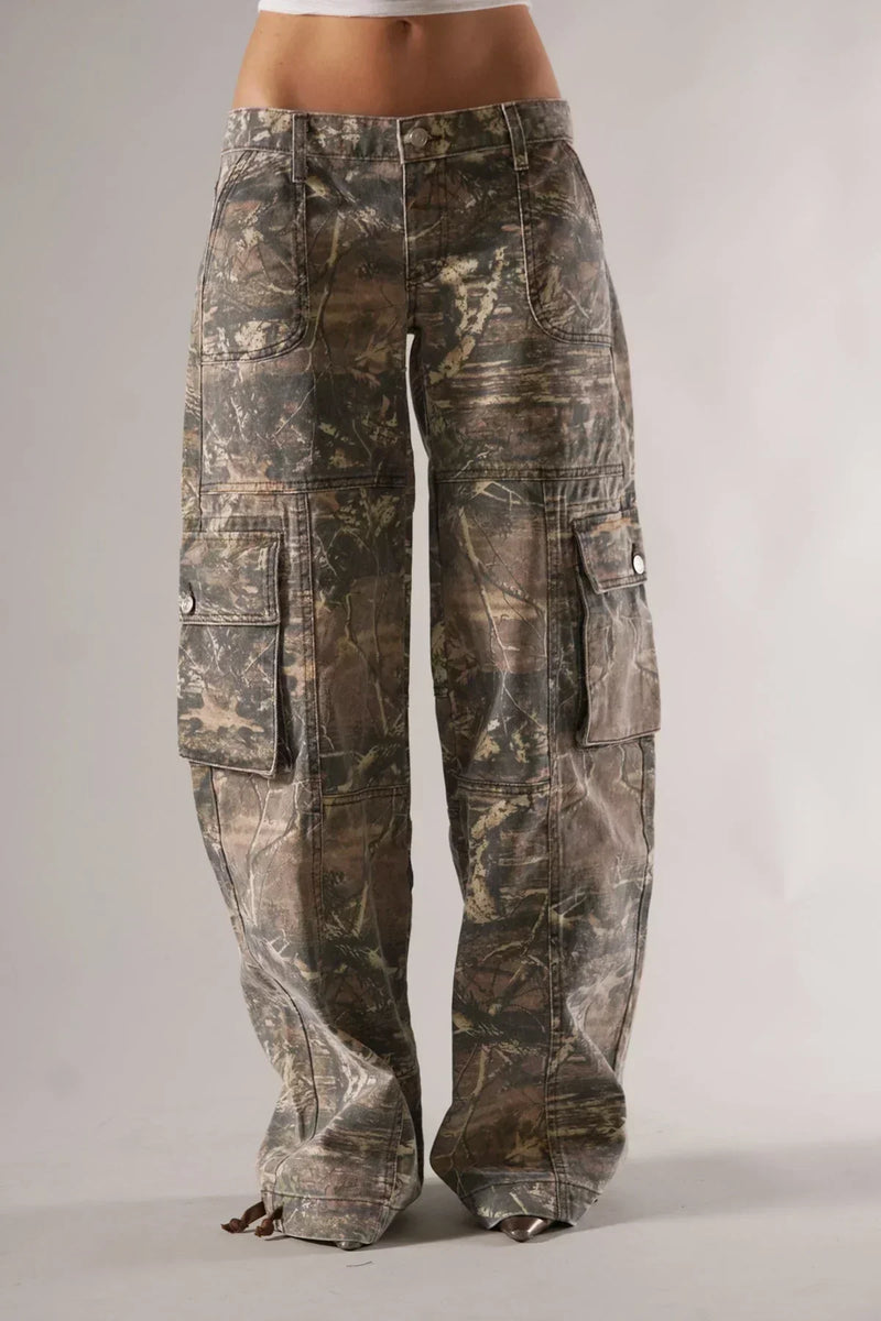 Beautifully Crafted Pants in a Classic Style