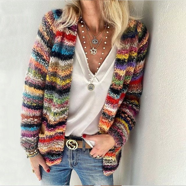 Effortlessly Elegant Cardigan with a Timeless Design