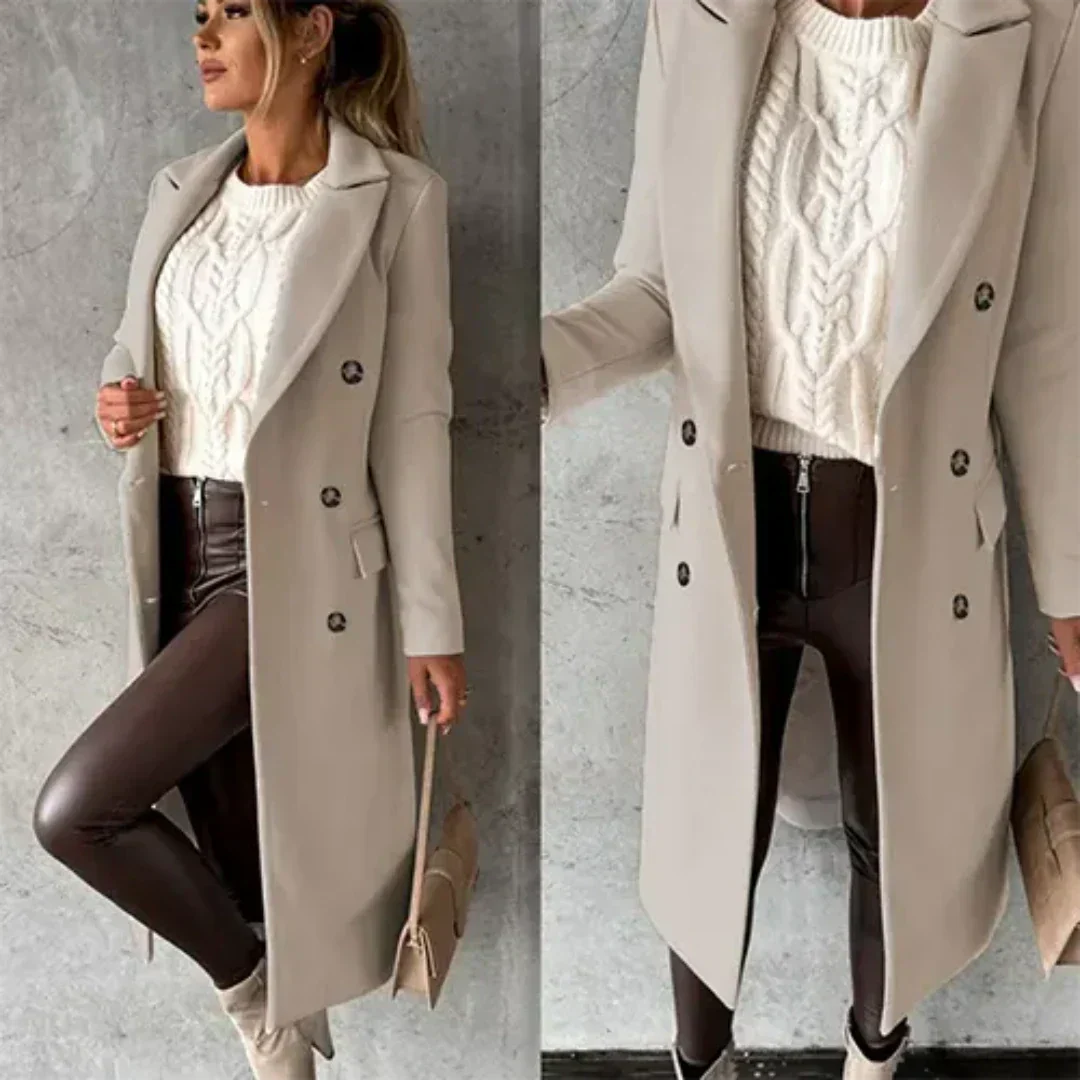 Well Tailored Coat with a Graceful Silhouette