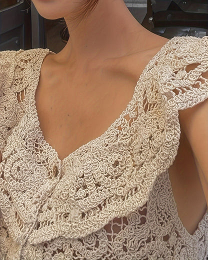 Well Tailored Blouse with a Graceful Silhouette