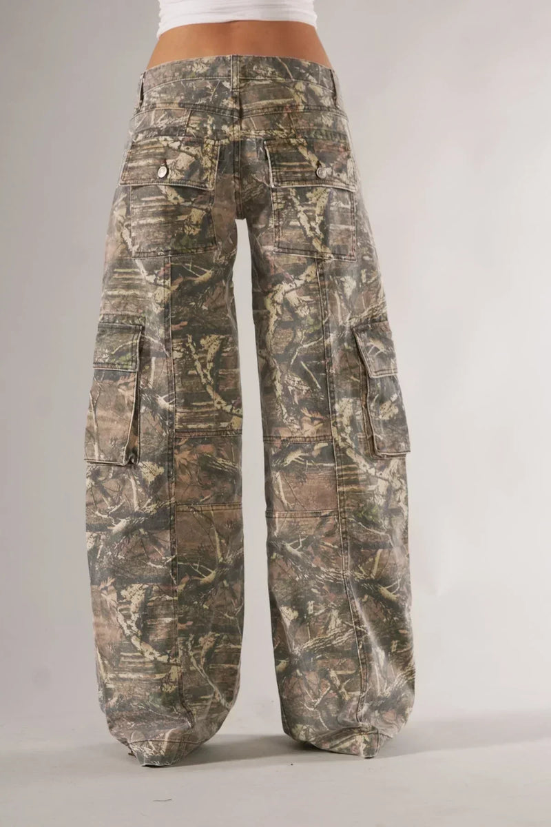 Beautifully Crafted Pants in a Classic Style