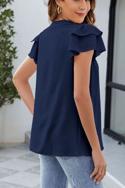 Sophisticated Blouse with a Clean Classic Look