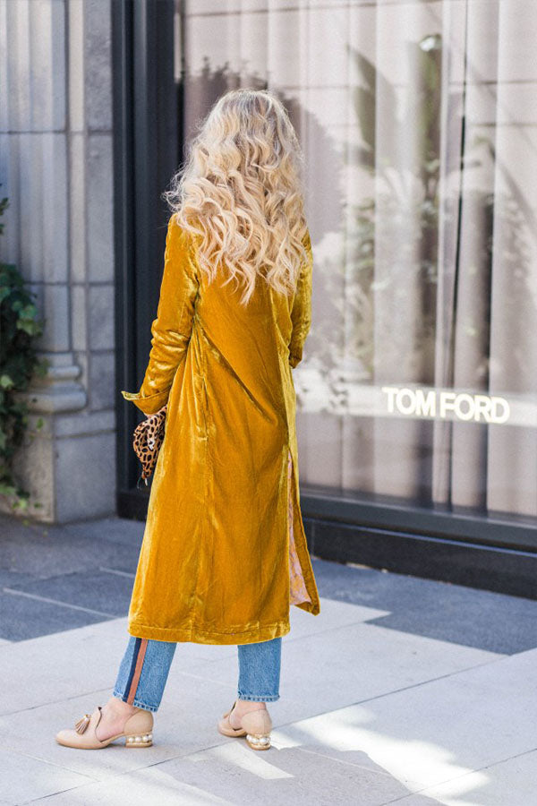 Well Tailored Cardigan with a Graceful Silhouette