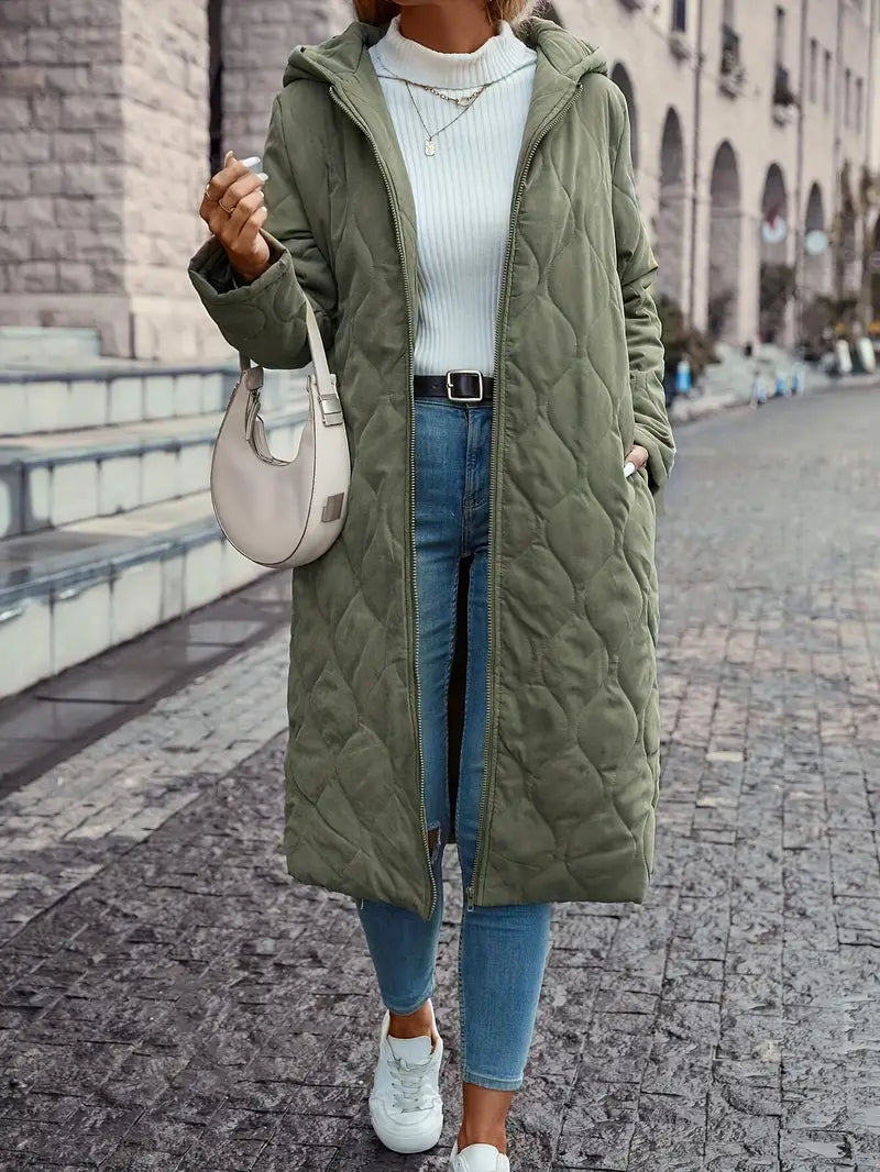Well Tailored Coat with a Graceful Silhouette