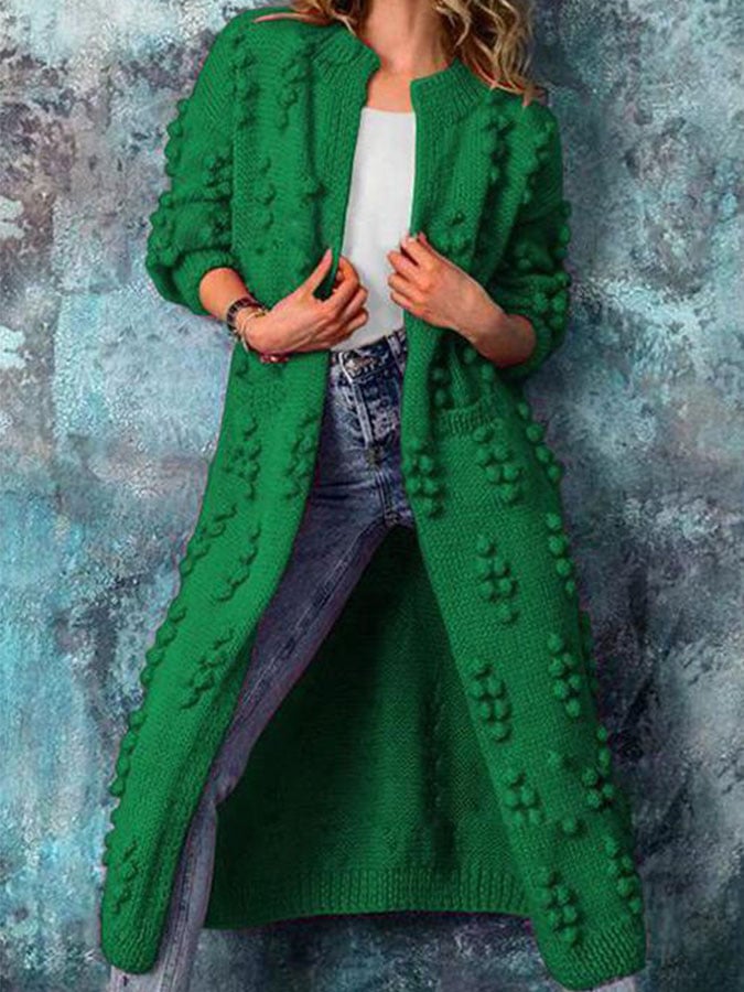 Well Tailored Sweater with a Graceful Silhouette