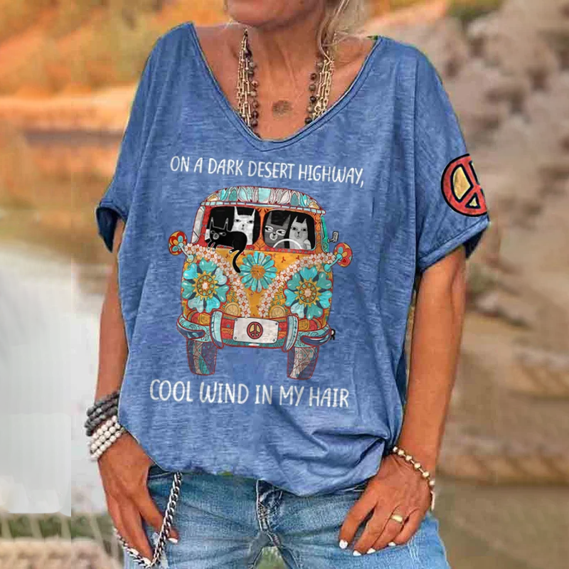 Women's Hippie On A Dark Desert Highway Cool Wind In My Hair Pattern Hippie Vibe Print Casual V-Neck Tee elevenforest