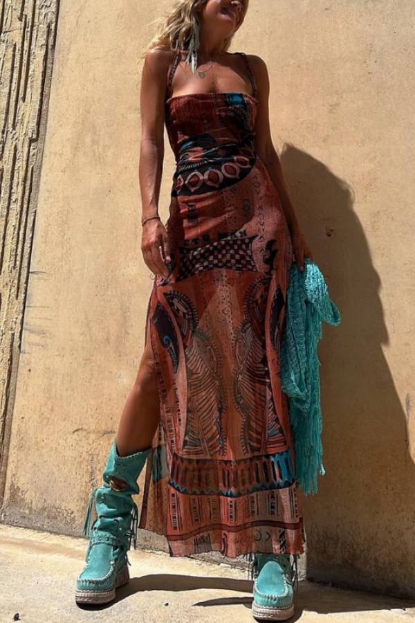 Classic Vintage Dress with a Flattering Fit