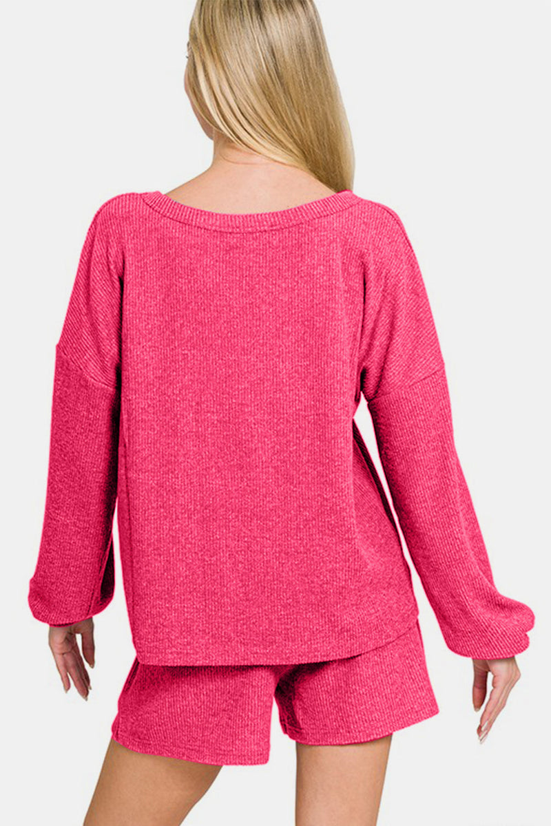 Effortlessly Elegant Top with a Timeless Design