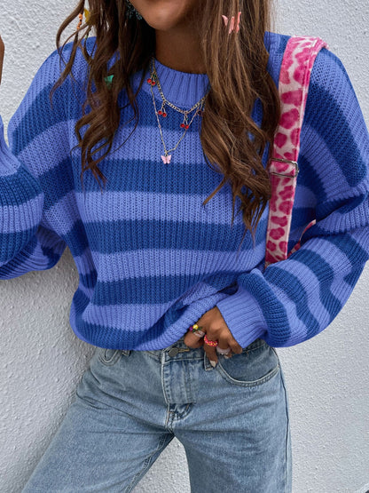 Well Tailored Sweater with a Graceful Silhouette