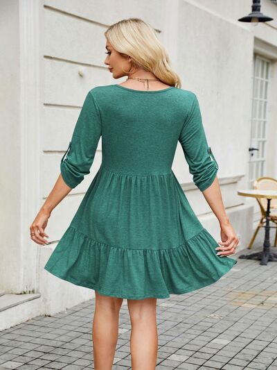 Well Tailored Dress with a Graceful Silhouette