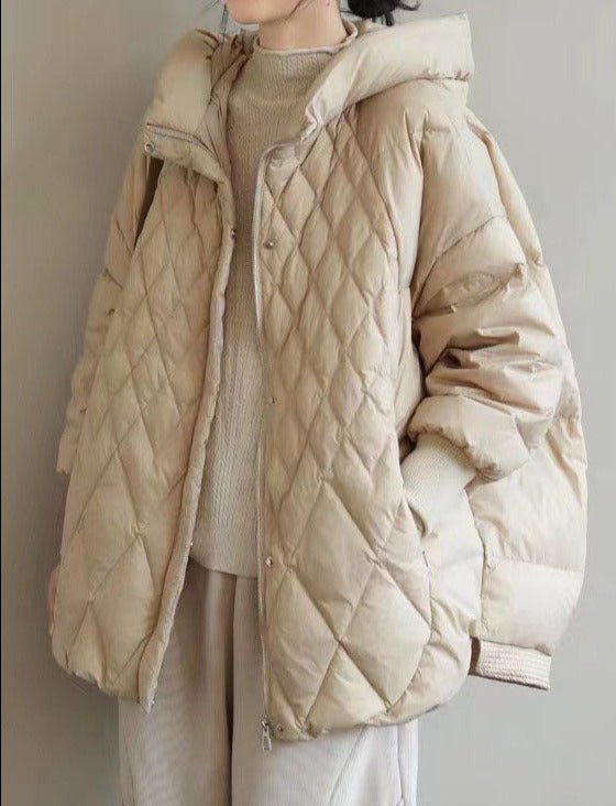 Well Tailored Coat with a Graceful Silhouette