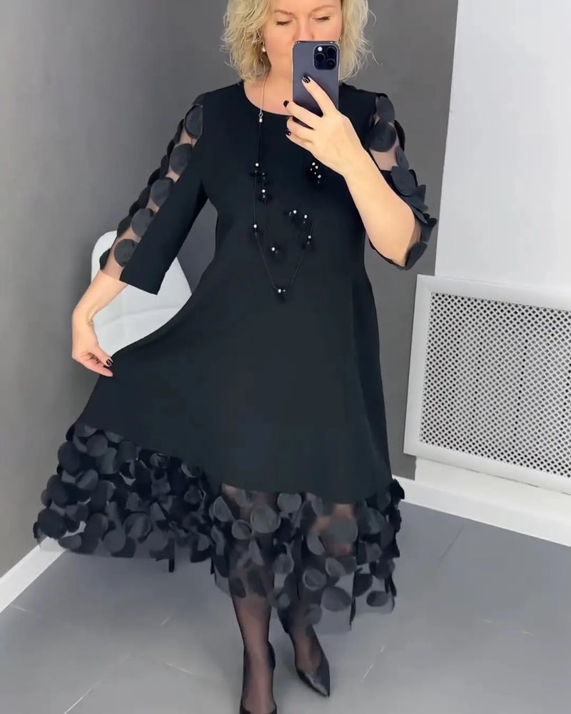 Gracefully Styled Garment for Any Occasion
