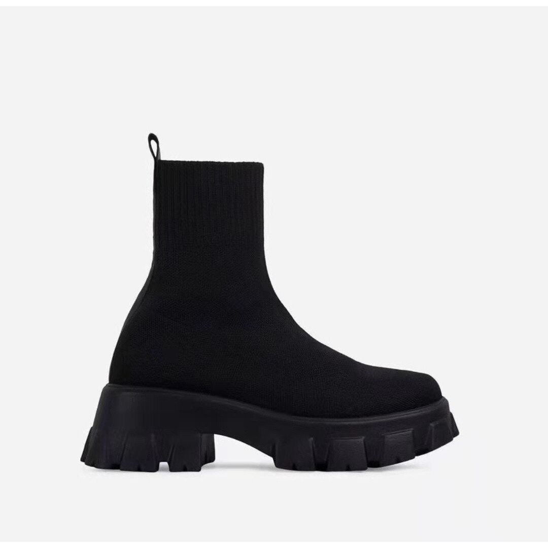 Graceful Orthopedic Shoes for Modern Look