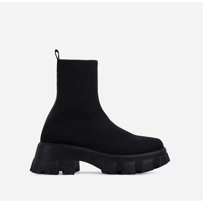 Graceful Orthopedic Shoes for Modern Look