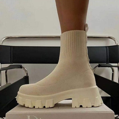 Graceful Orthopedic Shoes for Modern Look