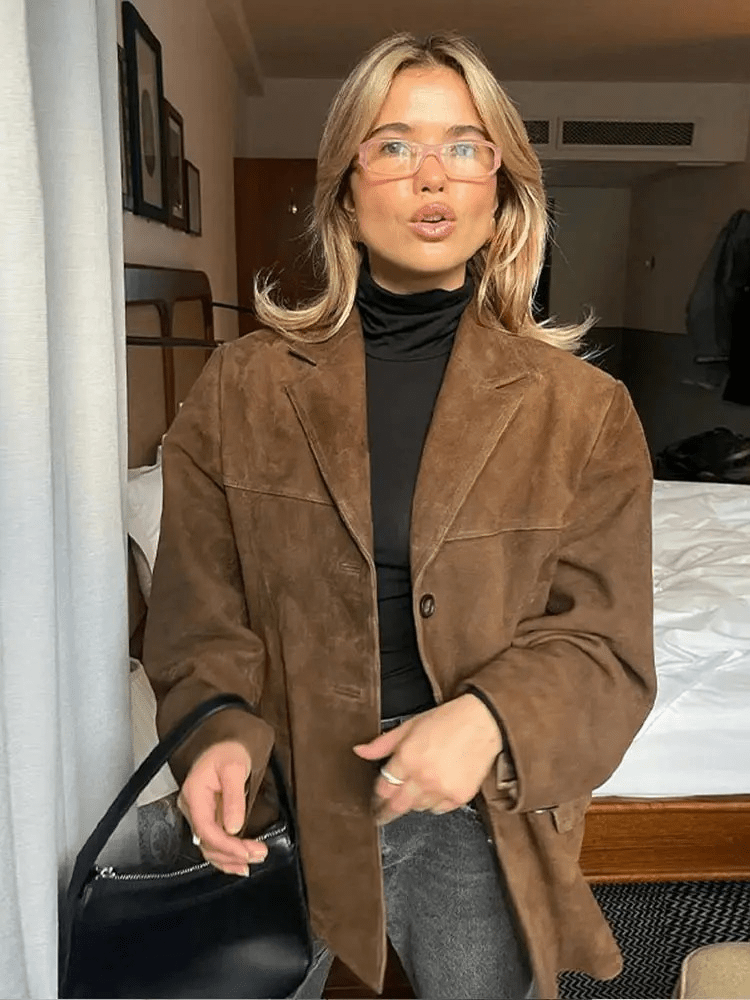 Elegantly Styled Coat for Everyday Wear