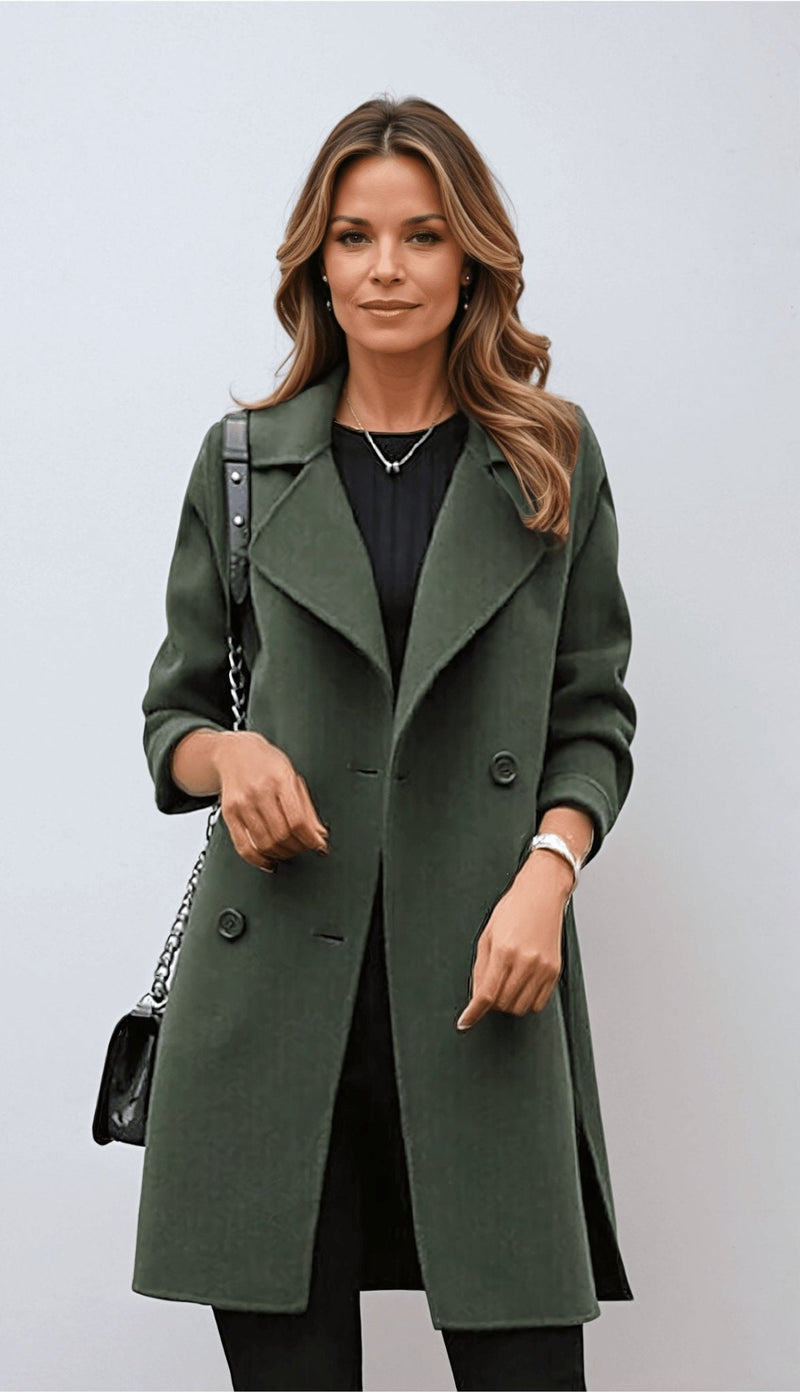 Classic Vintage Sweater with a Flattering Fit