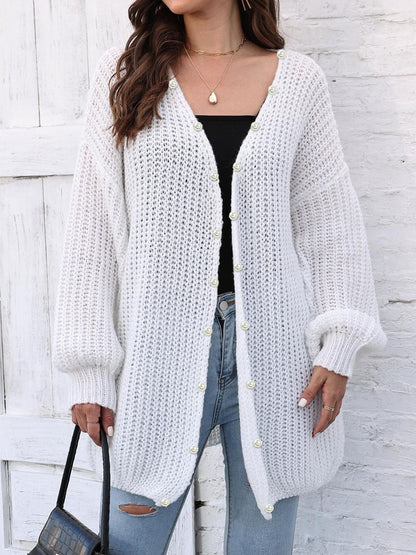 Effortlessly Elegant Cardigan with a Timeless Design