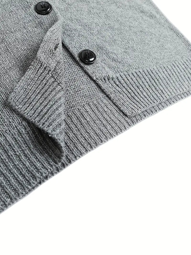 Effortlessly Elegant Cardigan with a Timeless Design