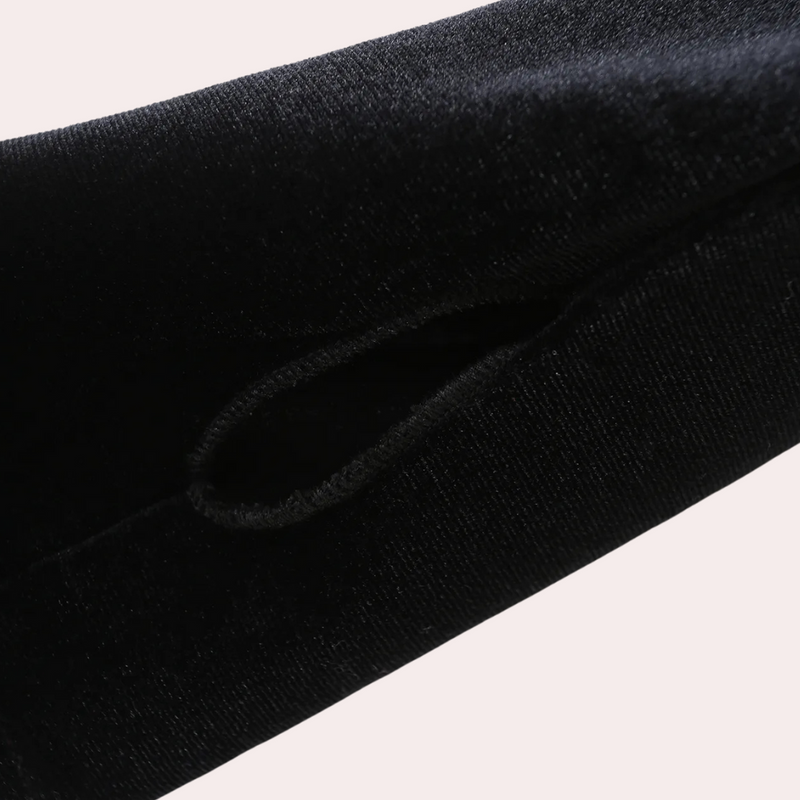Well Tailored Garment with a Graceful Silhouette
