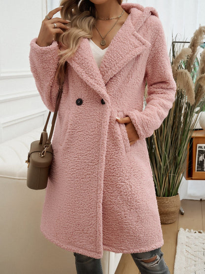 Effortlessly Elegant Coat with a Timeless Design