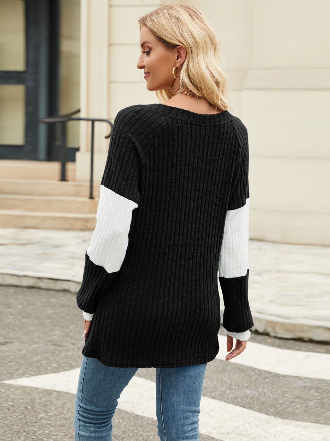 Beautifully Crafted T-Shirt in a Classic Style