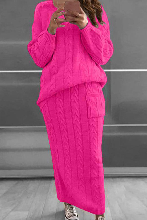 Classic Vintage Sweater with a Flattering Fit