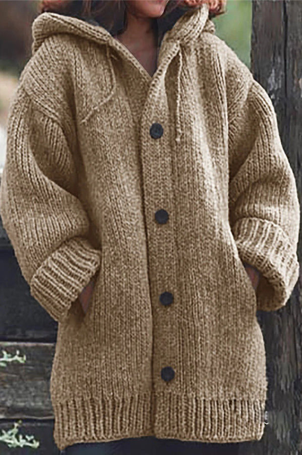 Effortlessly Elegant Cardigan with a Timeless Design