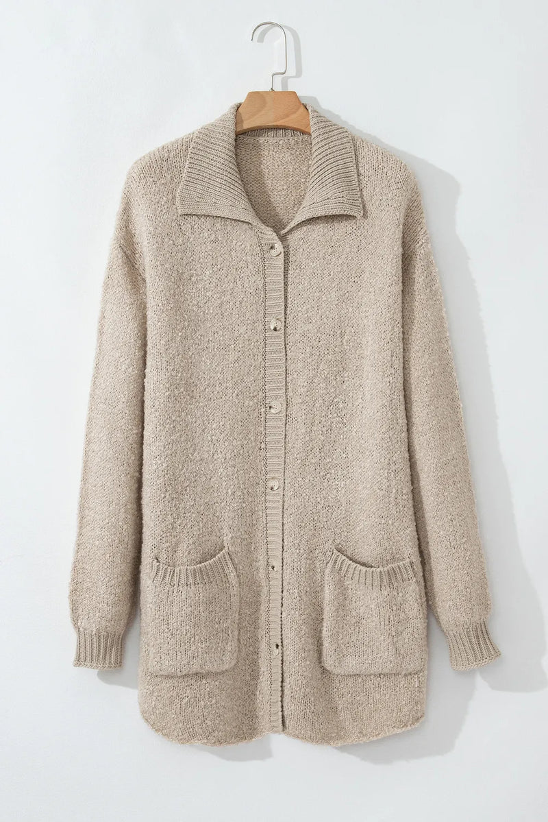 Well Tailored Cardigan with a Graceful Silhouette