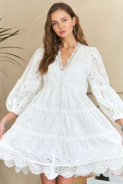 Beautifully Finished Dress in a Timeless Design