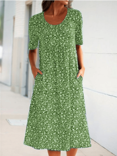 Sophisticated Dress with a Clean Classic Look