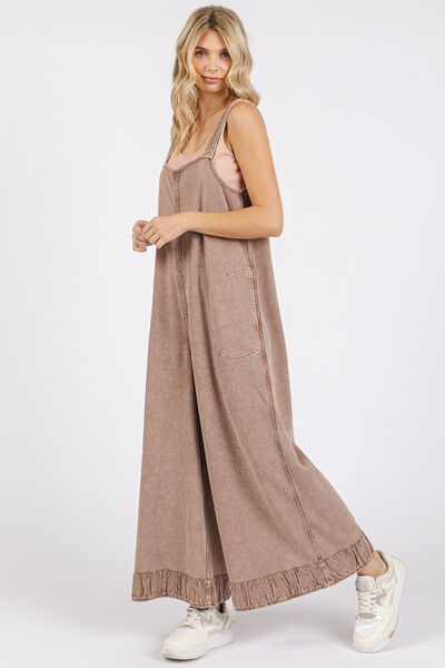 Gracefully Styled Garment for Any Occasion