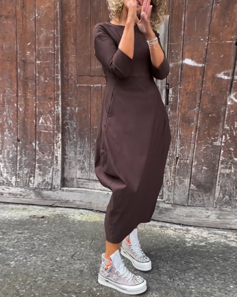 Sophisticated Dress with a Clean Classic Look